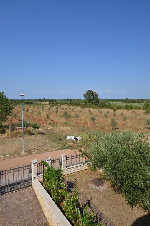 Apartments Sv. Pelegrin Umag Exterior foto